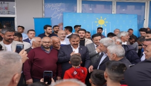 İYİ Parti bayramlaşma töreni yaptı 