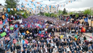 Siverek'te binlerce kişi Türkiye Yüzyılı için tek yürek