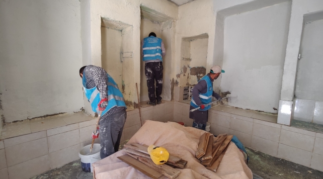 Eyyübiye'de Selden Etkilenen Tüm Evler Boyanıyor
