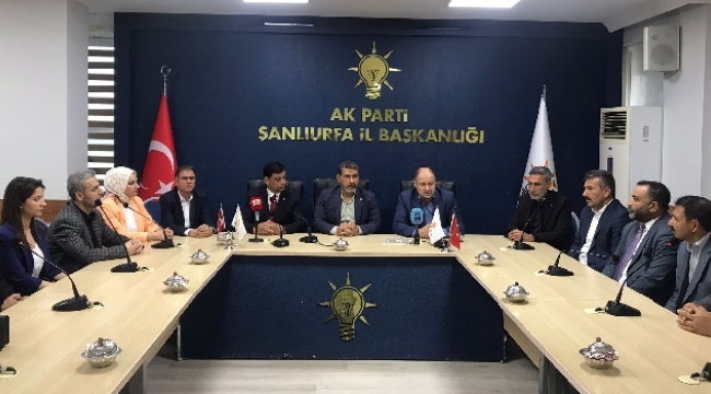 Gülpınar'ın girişimleriyle 14 Milletvekili adayı AK Parti'ye katıldı (GÜNCELLENDİ)