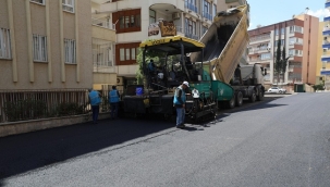 Haliliye Belediyesi'nin sıcak asfalt çalışmaları devam ediyor