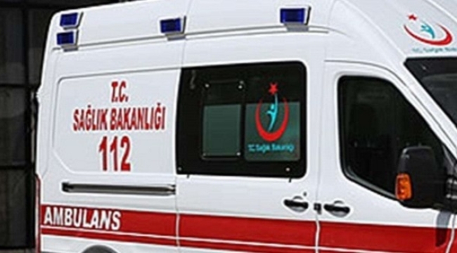 Karaköprü'de otomobil anne ile oğluna çarptı: 1 ölü, 1 yaralı