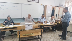 Siverek'te 152 bin 672 seçmen için oy kullanma işlemi başladı