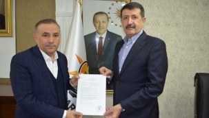 Eyyübiye'de belediye başkanlığı için aday aday başvuruları sürüyor