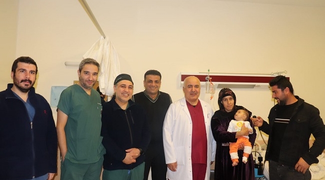 Kalp ve akciğer rahatsızlığı olan 4 aylık bebek sağlığına kavuştu