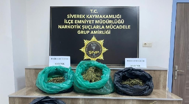 Siverek'te çok sayıda silah ve uyuşturucu ele geçirildi