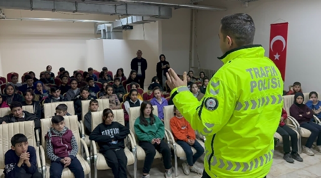 Siverek'te öğrencilere trafik eğitimi