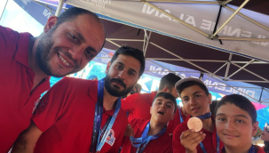 Başkan Bucak, dereceye giren öğrencileri tebrik etti