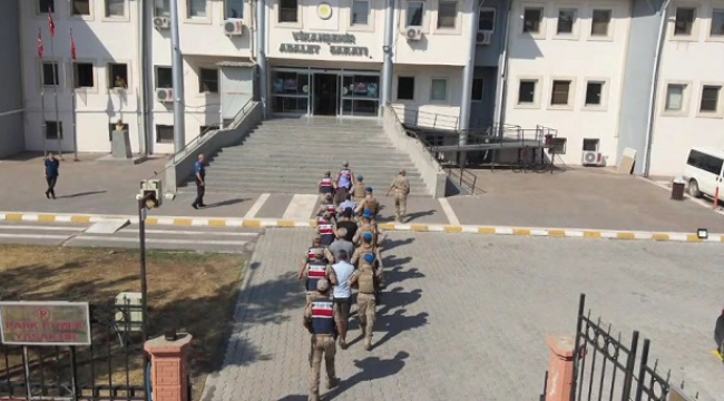 Siverek ve Viranşehir'de çok sayıda silah ve mühimmat ele geçirildi