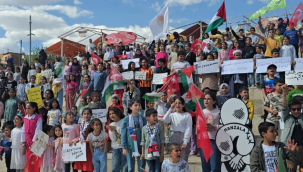 Urfalı Çocuklardan Gazze'ye Destek Yürüyüşü: Gazzeli Çocuklar Ölmesin!