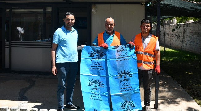 Siverek'te kurban hijyeni için poşet dağıtıldı 