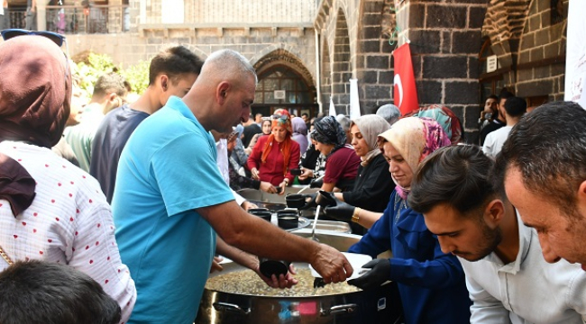 Siverek'te Aşure Günü coşkusu