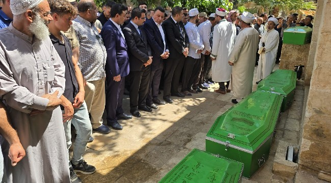 Harran gözyaşına boğuldu: Sivas'taki kazada can veren 4 işçi toprağa verildi