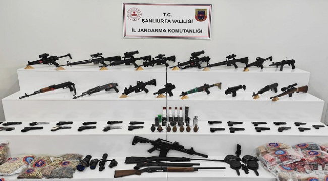 Şanlıurfa'da el bombası ve silah operasyonu: 2 şüpheli yakalandı