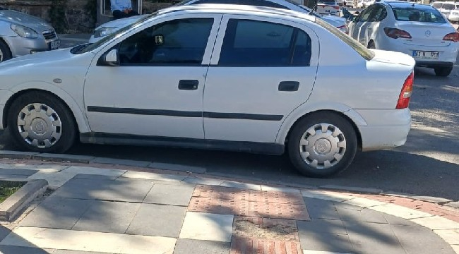 Engellilerden çağrı: Engelli geçişleri işgal altında!