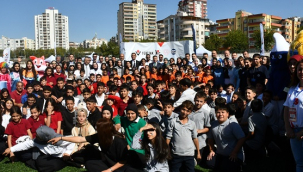 Siverek'te Bilim Coşkusu: 30 Proje Ziyaretçilerin Beğenisine Sunuldu