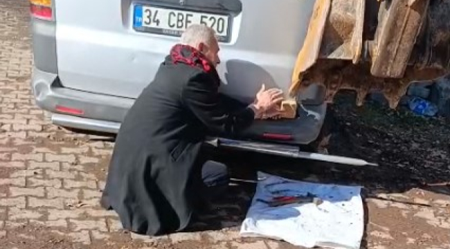 Siverek'te kepçeyle araç tamiri!