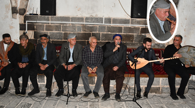 Siverek'te tarihi hamamda Dengbej sesleri yankılandı