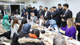 Başkan Ali Murat Bucak Gençlik Kolları Teşkilatıyla İftarda Buluştu