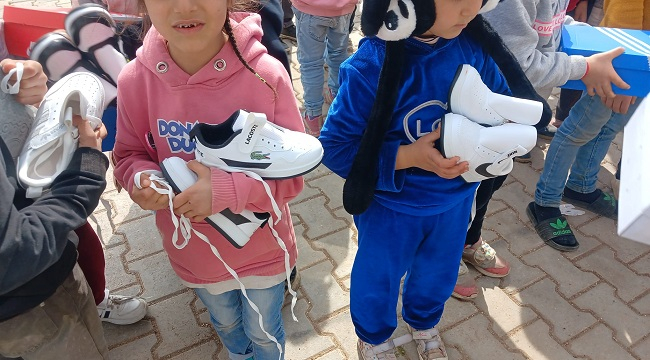 Siverek'te öğrencilere bayram öncesi yurt dışından anlamlı destek