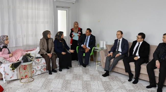 Başkan Bucak yaralı öğrencileri evlerinde ziyaret etti