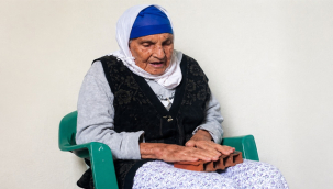 Hazal Nine'den İman Dolu An: Tuğlayla Teyemmüm Etti (videolu)