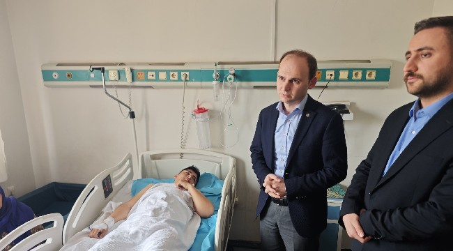 Kaymakam Salih Sak'tan Yaralı Öğrencilere Hastanede Ziyaret