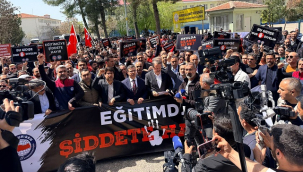 Siverek'te öğretmenlerden şiddete karşı kitlesel yürüyüş