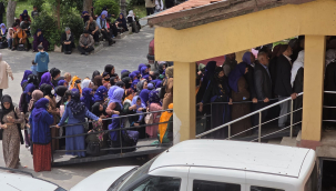 10 Bin TL Yardım" İddiası Siverek'te İzdihama Yol Açtı