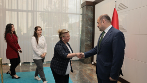 Başkan Gülpınar, Büyükşehir Personeliyle Bayramlaştı