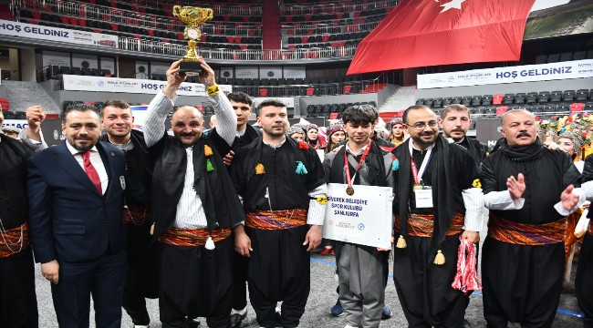 Siverek Belediyespor Halk Oyunları Ekibi Türkiye Finalinde