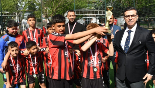 Siverek'te 23 Nisan Turnuvasında Şampiyonlara Ödül