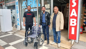 Siverek'te Engelli Vatandaşa Donanımlı Sandalye Desteği Hediye Edildi
