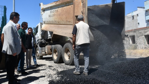 Başkan Bucak üstyapı çalışmalarını yerinde inceledi