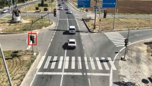 Drone Destekli Trafik Denetiminde Kırmızı Işık ve Emniyet Kemeri Kontrolü