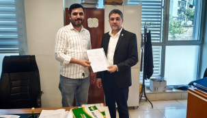 Öztürk mazbatasını alarak göreve başladı