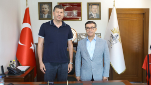 Şerdil Dara Odabaşı'ndan Siverek Belediyesine Ziyaret