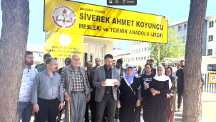 Siverek'te Velilerden Görevden Uzaklaştırılan Okul Yöneticilerine Destek