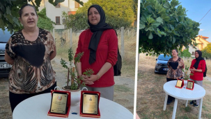 Hayata Dair Grubu Üyelerine Desteklerinden Dolayı Teşekkür Plaketi