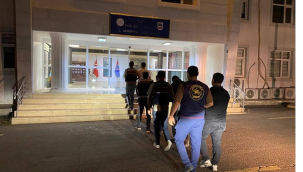 Kendilerini Polis Olarak Tanıttılar, 1,25 Milyon Liralık Vurgun Jandarmadan Kaçmadı