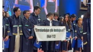 Mezuniyet Töreninde Ayet Pankartına Müdahale!