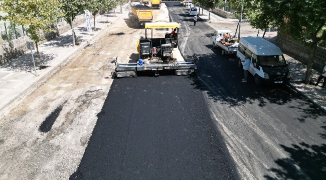 Siverek'in can damarlarında yol çalışması sürüyor