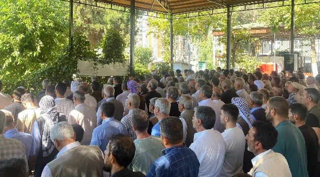 Siverek'in yardım elçisi Mustafa Demirkan uğurlandı