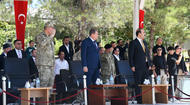 Vali Şıldak, Tugay Sancağı Devir Teslim Törenine katıldı