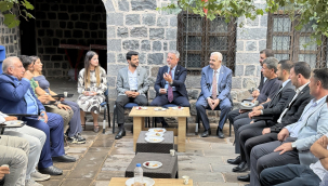 YENİ Parti Heyeti, TMMOB Mimarlar Odası Siverek Temsilciliği'ni Ziyaret Etti